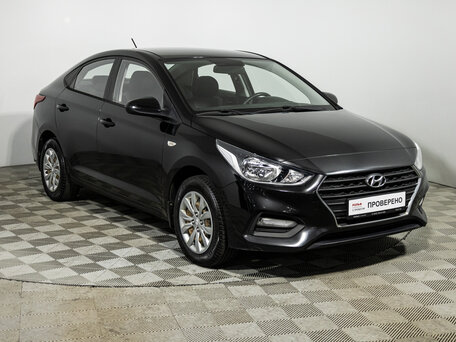 2018 Hyundai Solaris II, чёрный, 999700 рублей, вид 3