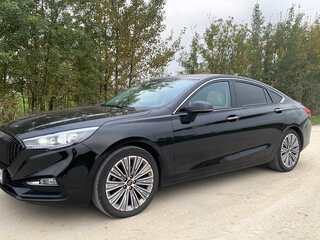 2022 Hongqi H5 I, чёрный, 1800000 рублей, вид 1