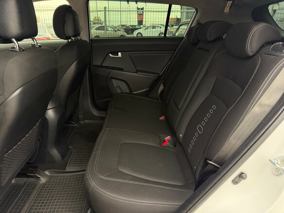 2015 Kia Sportage III Рестайлинг, белый, 1350000 рублей - вид 15