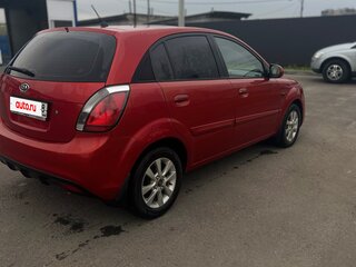 2010 Kia Rio II Рестайлинг, красный, 420000 рублей, вид 4