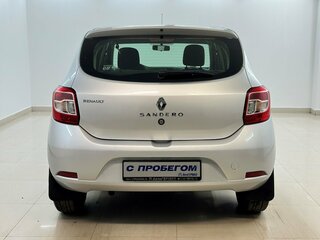 2017 Renault Sandero II, серебристый, 970000 рублей, вид 3