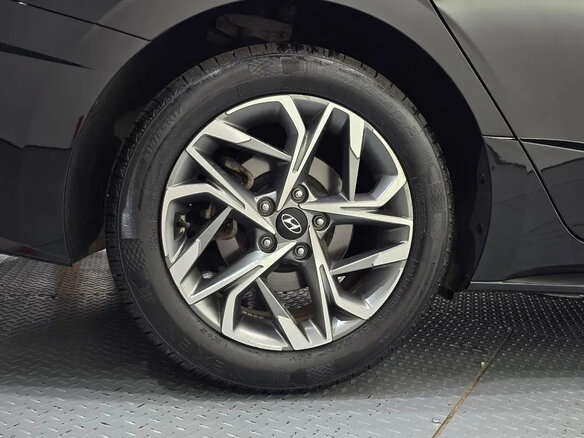 2022 Hyundai Sonata VIII (DN8), чёрный, 2040000 рублей - вид 19