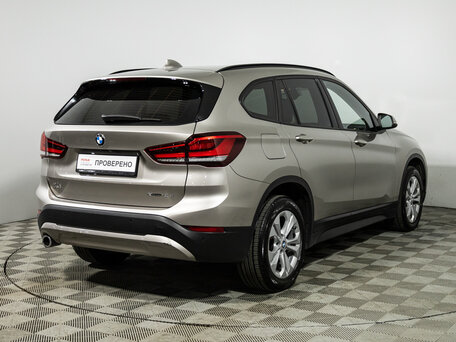 2020 BMW X1 18d xDrive II (F48) Рестайлинг, серебристый, 2849700 рублей, вид 5
