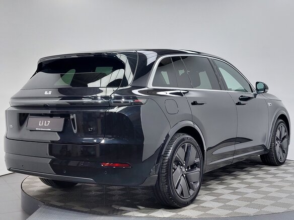 2026 Li Auto (Lixiang) L7 52.3 kWh I Рестайлинг, чёрный, 10690000 рублей - вид 4