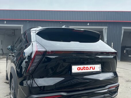 2024 Geely Atlas II, чёрный, 2600000 рублей, вид 3