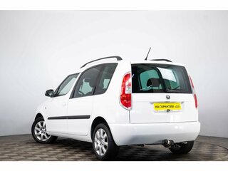 2013 Skoda Roomster I Рестайлинг, белый, 779000 рублей, вид 4