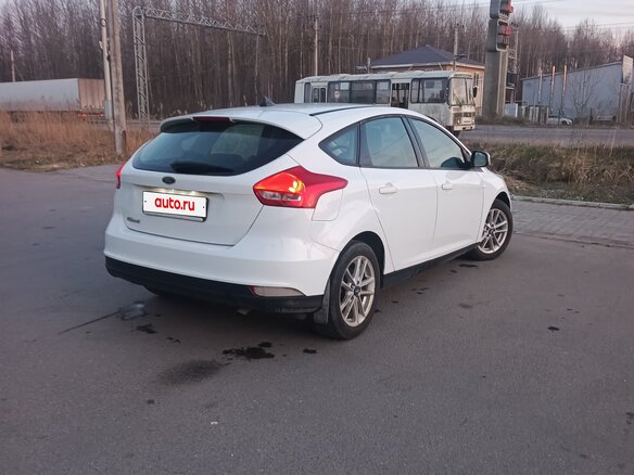 2018 Ford Focus III Рестайлинг, белый, 1000000 рублей - вид 6