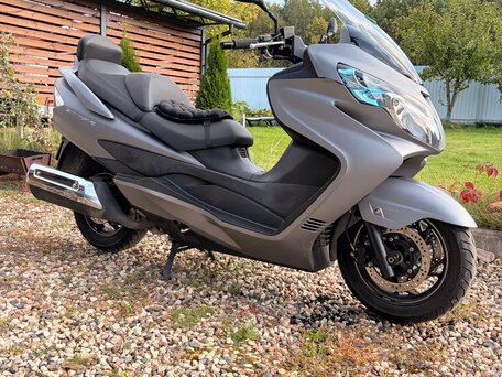 2016 Suzuki Burgman (SkyWave) 400, серебристый, 400000 рублей, вид 1