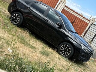 2024 Lada (ВАЗ) Vesta I Рестайлинг (NG), чёрный, 1300000 рублей, вид 2