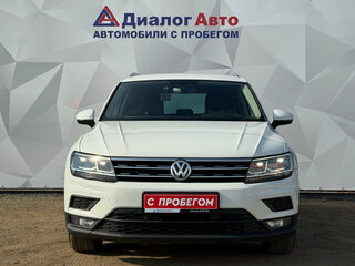 2017 Volkswagen Tiguan II, белый, 1850000 рублей, вид 2