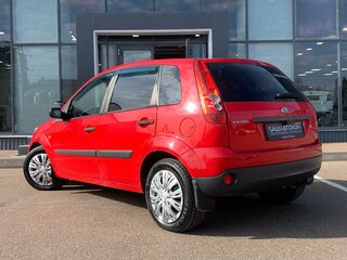 2007 Ford Fiesta Mk5, красный, 315000 рублей, вид 5