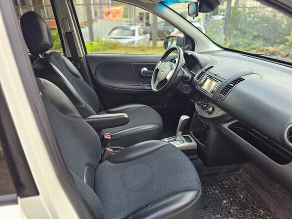 2013 Nissan Note I Рестайлинг, белый, 850000 рублей - вид 20