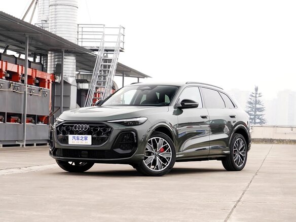2026 Audi Q5 L III (GU), серый, 5850000 рублей