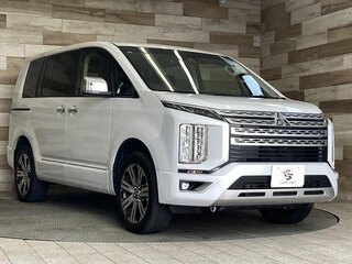 2023 Mitsubishi Delica D:5 I Рестайлинг, белый, 2290000 рублей, вид 2