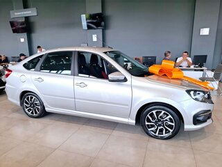 2025 Lada (ВАЗ) Granta Sportline I Рестайлинг, серебристый, 1448500 рублей, вид 2