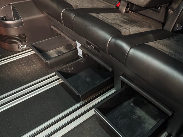 2017 Volkswagen Multivan T6, чёрный - вид 28