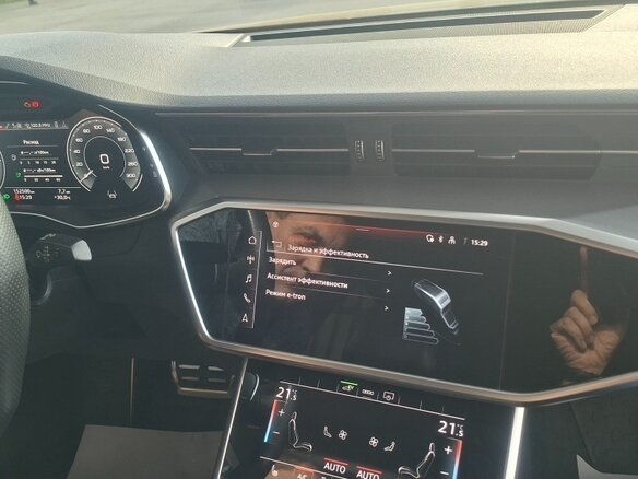 2021 Audi A6 55 TFSI e V (C8), серый, 4200000 рублей - вид 21