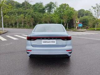 2023 Geely Emgrand II, серебристый, 1188111 рублей, вид 5