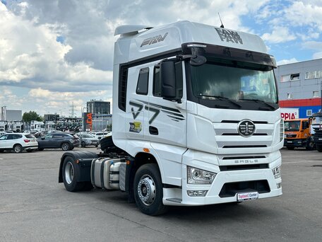 2024 FAW J7, белый, 8500000 рублей, вид 3