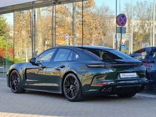 2026 Porsche Panamera GTS III, зелёный, 29500000 рублей, вид 3