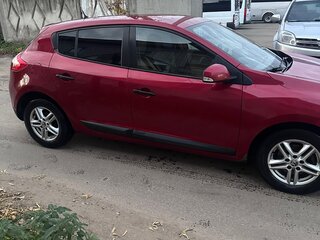 2009 Renault Megane III, красный, 520000 рублей, вид 1