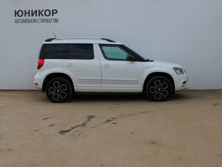 2016 Skoda Yeti I Рестайлинг, белый, 1449000 рублей, вид 4