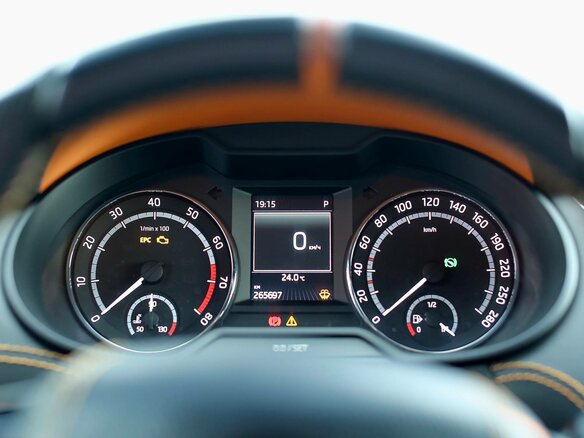 2015 Skoda Octavia III (A7), синий, 1900000 рублей - вид 14