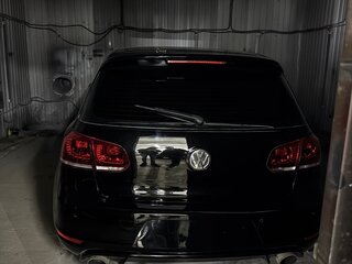 2011 Volkswagen Golf GTI VI, чёрный, 1195000 рублей, вид 1