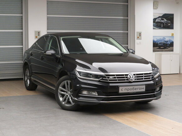2017 Volkswagen Passat B8, чёрный - вид 2