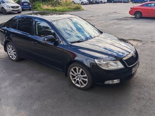2011 Skoda Octavia II (A5) Рестайлинг, чёрный, 700000 рублей, вид 2