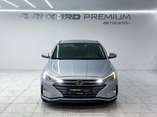 2020 Hyundai Avante VI Рестайлинг, серебристый, 1750000 рублей, вид 4