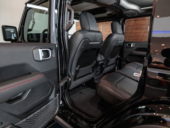 2026 Jeep Wrangler IV (JL) Рестайлинг, чёрный, 9200000 рублей - вид 24