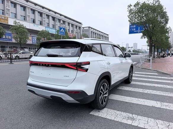 2026 Jetta VS8, белый, 1605401 рублей - вид 3