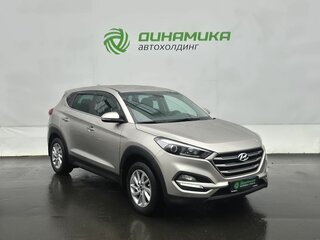 2017 Hyundai Tucson III, серый, 1900000 рублей, вид 3