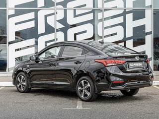 2018 Hyundai Solaris II, чёрный, 1414999 рублей, вид 2