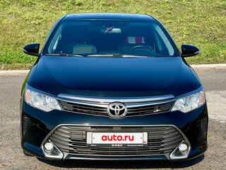 2015 Toyota Camry VII (XV50) Рестайлинг, чёрный, 1820000 рублей, вид 1
