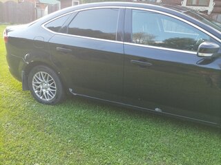 2013 Ford Mondeo IV Рестайлинг, чёрный, 850000 рублей, вид 3