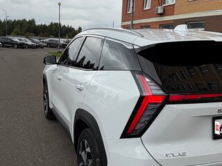 2024 Geely Atlas II, белый, 3200000 рублей, вид 5