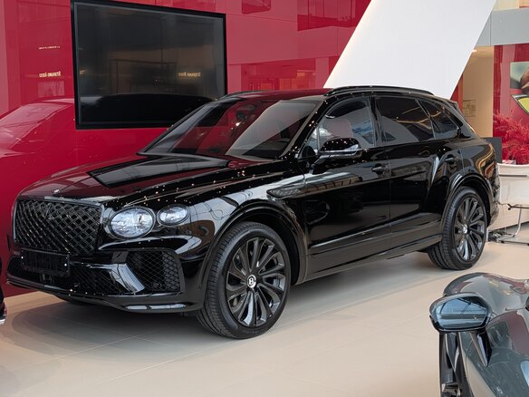 2026 Bentley Bentayga I Рестайлинг, чёрный, 45600000 рублей