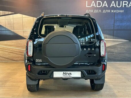 2026 Lada (ВАЗ) Niva Travel I Рестайлинг, зелёный, 1717000 рублей, вид 5