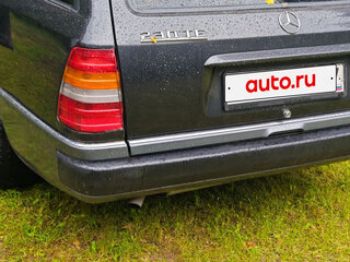 1991 Mercedes-Benz W124 230, серый, 850000 рублей, вид 2