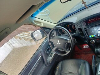 2013 Mitsubishi Pajero IV Рестайлинг 1, чёрный, 1600000 рублей, вид 2