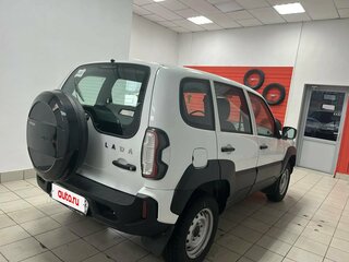 2023 Lada (ВАЗ) Niva Travel I, белый, 890000 рублей, вид 4