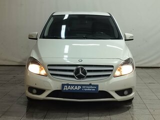 2013 Mercedes-Benz B-Класс 200 II (W246), белый, 670000 рублей, вид 2