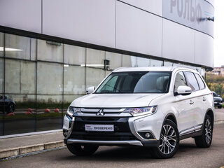 2015 Mitsubishi Outlander III Рестайлинг 2, белый, 1579777 рублей, вид 1