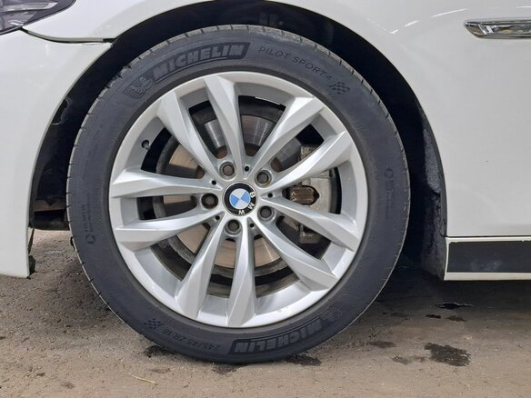 2014 BMW 5 серии Long 520Li VI (F10/F11/F07) Рестайлинг, белый, 1670000 рублей - вид 17