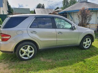 2007 Mercedes-Benz M-Класс 320 II (W164), серый, 1250000 рублей, вид 2