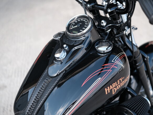 2010 Harley-Davidson Cross Bones, чёрный, 1750000 рублей - вид 28