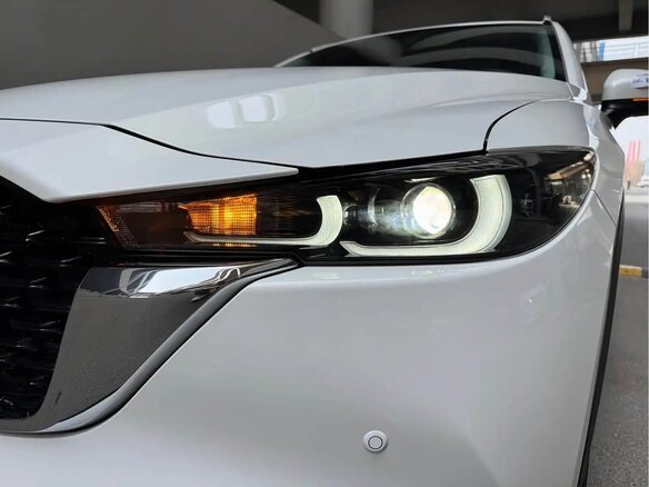 2023 Mazda CX-5 II Рестайлинг, белый, 2480000 рублей - вид 2