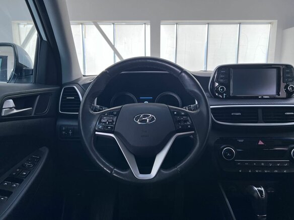 2018 Hyundai Tucson III Рестайлинг, белый, 2250000 рублей - вид 12